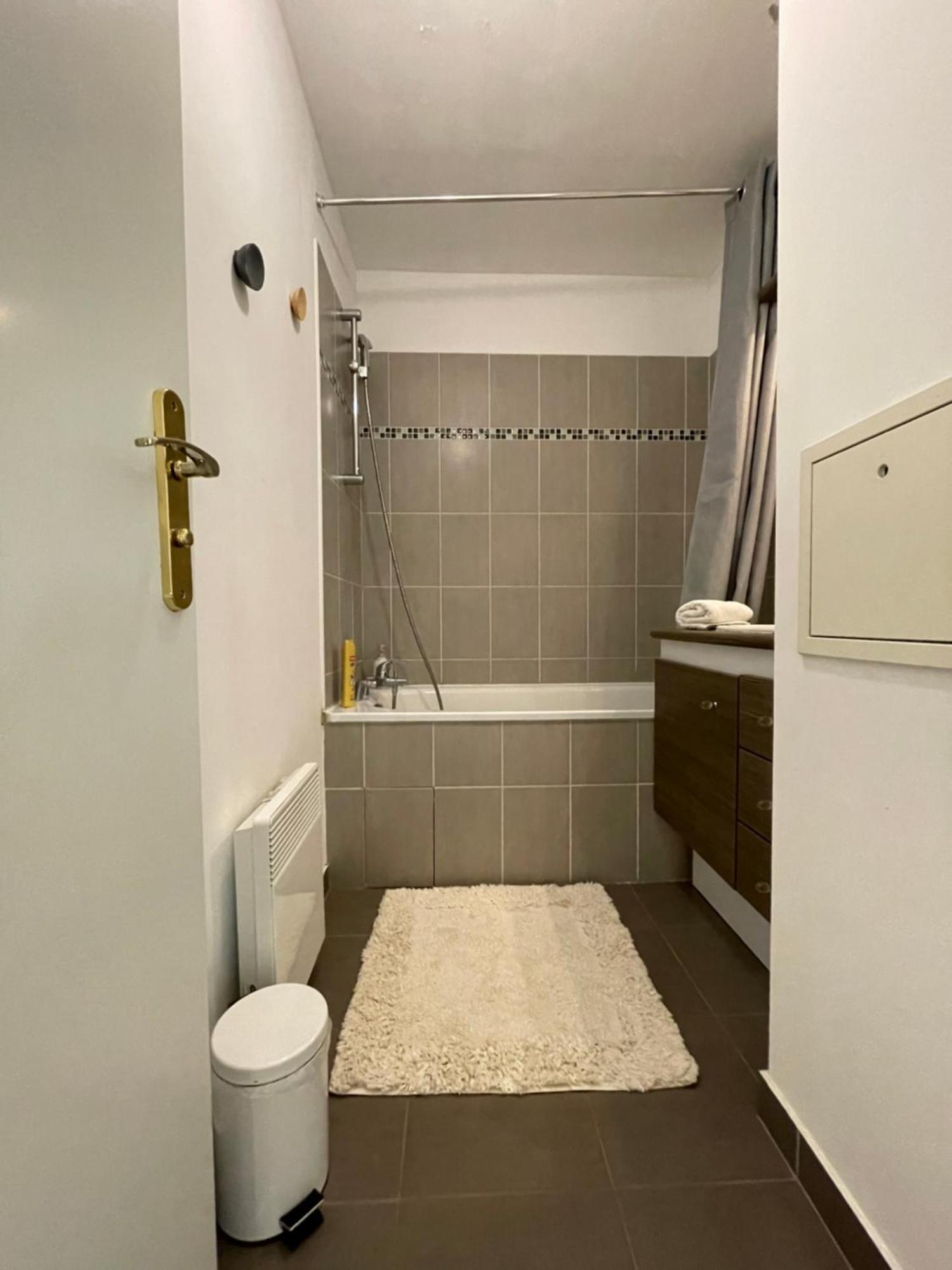 Duplex Moderne 8Per&3Ch&10 Min Disney&Parking Free Magny-le-Hongre Zewnętrze zdjęcie